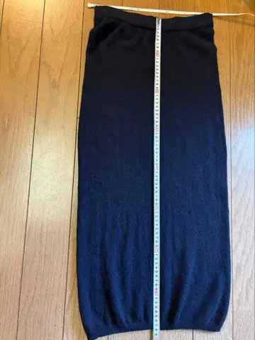 캐시미어 100% 네이비 타이트 롱 스커트 S 상당