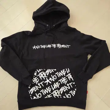 ILLS 블랙 후드티 프론트 프린트 포함