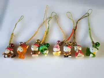 헬로키티 키링 8개 세트