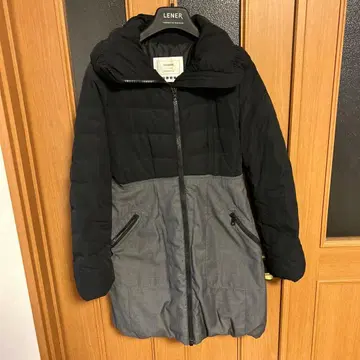 플라스테 다운 하프 코트 M 블랙 그레이