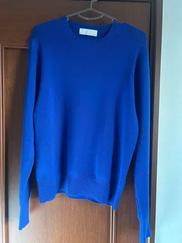 에이피스투디오 크루넥 긴팔 니트 블루 스웨터 울