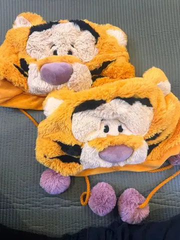 티거 후드 부착 모자 폼폼 포함 (2개 세트)