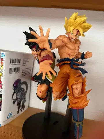 토요타로 부자 에네르기파 피규어 버독 손오공 세트 상자 없음!