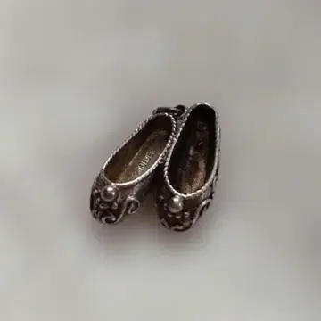 앤티크 신발 참 실버