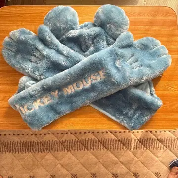 디즈니 리조트 미키마우스 팬캡 머플러 장갑 포함 스카이블루