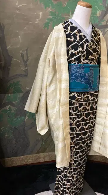 고급스러운 새상품 블렌딩 롱 겉옷 베이지