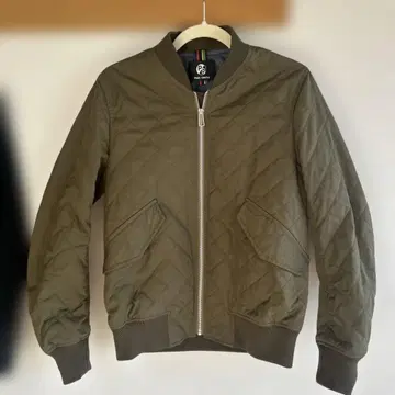 MA-1 퀼팅 자켓 올리브 그린