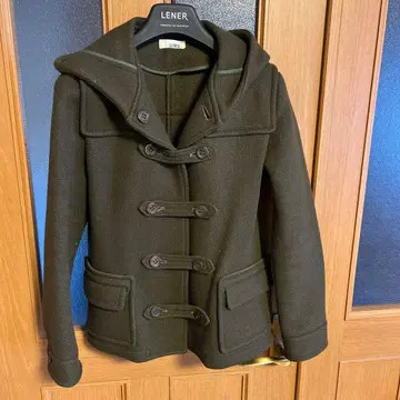 다크 그린 카키 더플 자켓 후드 부착