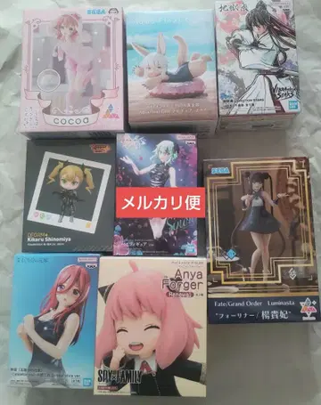 피규어 8점 세트