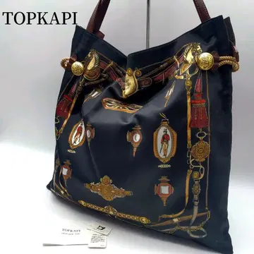 탑카피 보물 마일드 새틴 스카프 패널 무늬 토트백 블랙