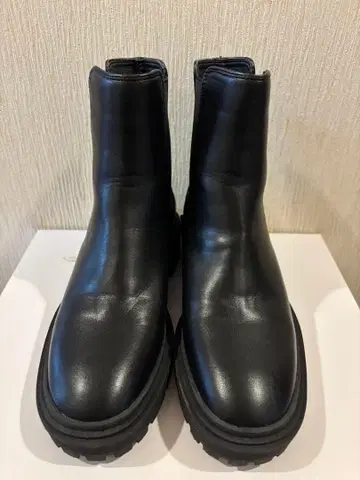 글로벌 워크 블랙 사이드 고어 통굽 숏부츠 S 사이즈