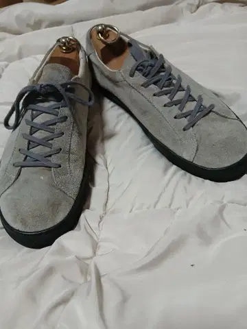 천연 가죽 YORK 5800 그레이 스웨이드 레이스업 스니커즈