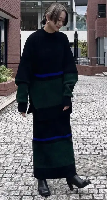 시착만 한 상품 UN3D 몰 롱 니트 탑과 몰 타이트 니트 스커트 셋업