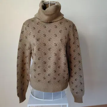 AGNONA 아니오나 베이지 터틀넥 니트 스웨터 새상품급