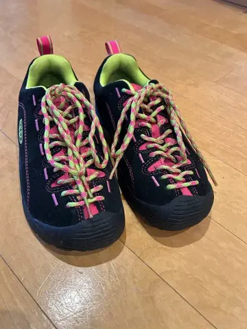 keen 스니커즈 24cm