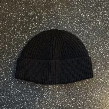[ 새상품급 ] ANDERSEN-ANDERSEN 니트 모자 블랙