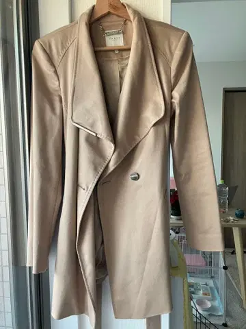 TED BAKER 베이지 더블 브레스트 코트