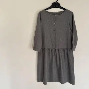 띠어리 럭스 그레이 원피스 38 7부 소매 버튼