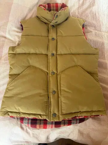 Mt.RAINIER DESIGN 리버서블 다운 베스트 S 시에라 디자인