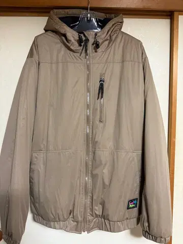 로컬 모션 후드티 자켓