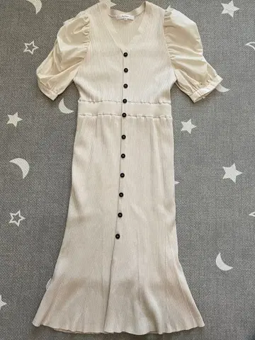 Ritandure 리브 니트 원피스 크림색 사이즈 2