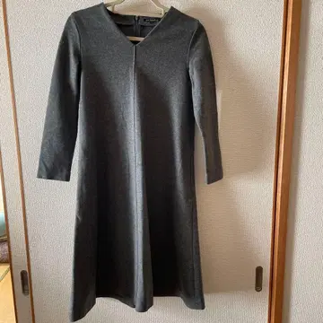 그레이 V넥 긴팔 A라인 원피스 38