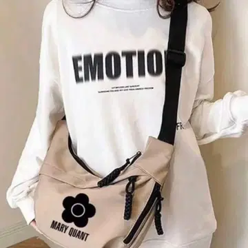 마리콴트 숄더백 미사용