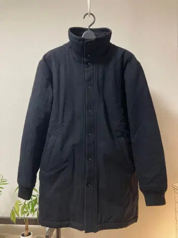 유나이티드 애로우즈 블루종 블랙 M 사이즈 울 충전솜 있음