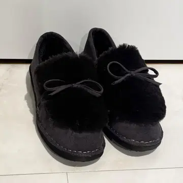 미사용 새상품 LUXPLE 퍼 모카신 스타일 신발