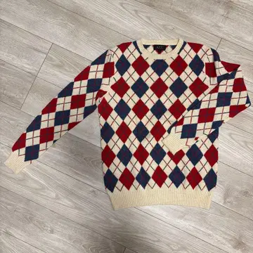 A.P.C. 아가일 무늬 스웨터 S 사이즈