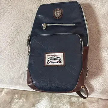 ADMIARL 바디백 네이비/브라운