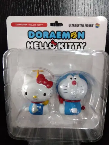 UDF DORAEMON meets HELLO KITTY DORAEMON