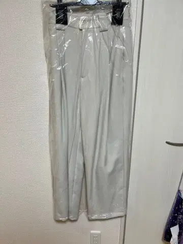 라벨에튀드 라이트 그레이 와이드 팬츠