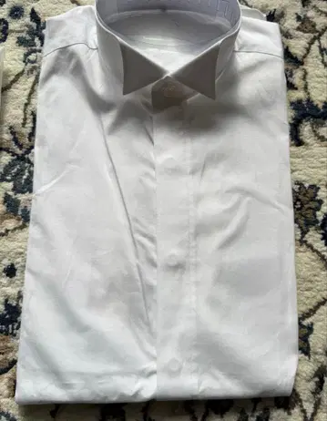 THE TREAT DRESSING LEAF FOR GROOM