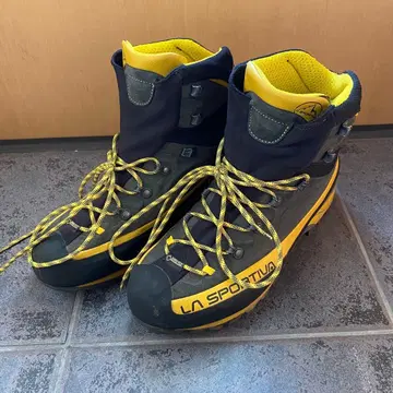 LA SPORTIVA 등산화 블랙/노랑