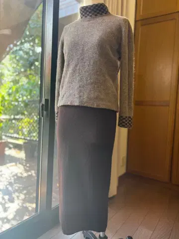 캐시미어 100 타이트 스커트 짙은 갈색 다크 브라운 S 상당