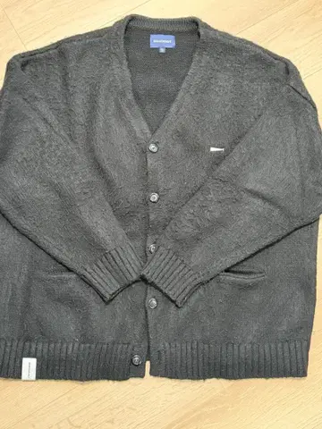 DESCENDANT 블랙 가디건 버튼 포함