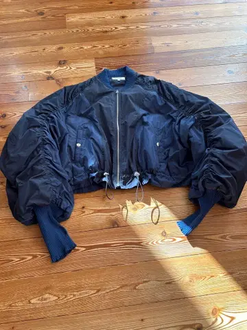 MOUSSY 볼륨 슬리브 자켓