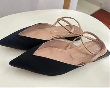 [새상품급] PIPPICHIC 펌프스 23CM BLACK