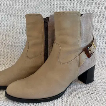 PISARO(피사로) 베이지 숏부츠 지퍼 포함