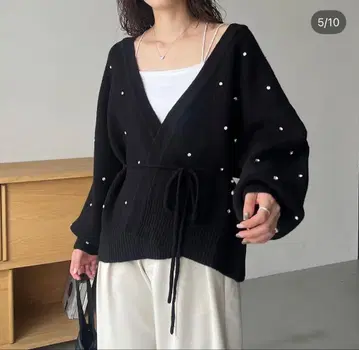 CAPRICIEUX LE'MAGE 비쥬 랩 가디건 블랙