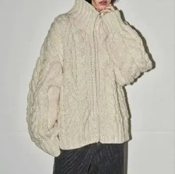 투데이풀 볼륨 핸드니트 가디건