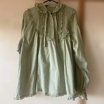 핑크하우스 토끼 귀 연한 녹색 프릴 블라우스