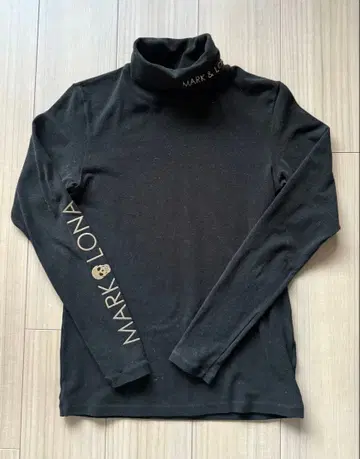 MARK & LONA 모크넥