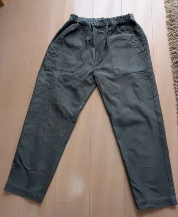 트라바유 마뉴엘 백 새틴 퍼티그 팬츠 M 사이즈 TM5017