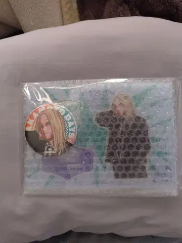 사카모토 데이즈 신가미마와리 아크릴 스탠드 캔 배지 점프 GIGA