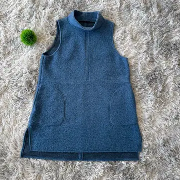 LOBJIE(로브제) 사이즈 M~L 슬리브리스 무릎 기장 원피스 파랑