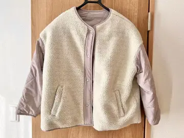 얇은 핑크색 보아 자켓