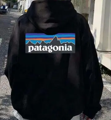 미사용 새상품 Patagonia 파타고니아 블랙 후드티 후드 부착 XL