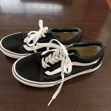 Vans 블랙/화이트 스니커즈